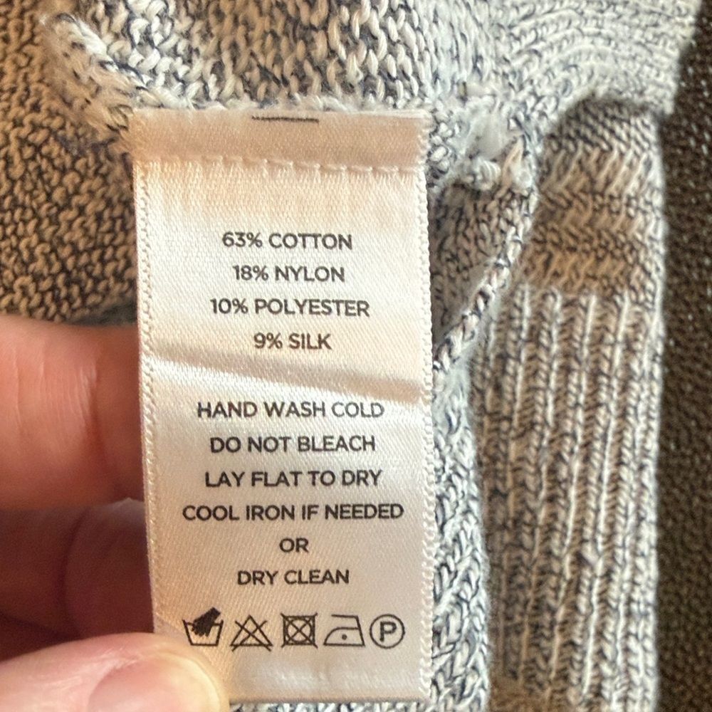 Lilla P Light Gray Deep V-Neck Sweater with silk blend size Large - Picture 4 of 8